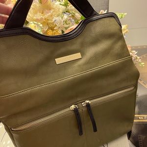 Kelly Moore Woodstock Women's Camera Backpack in Olive